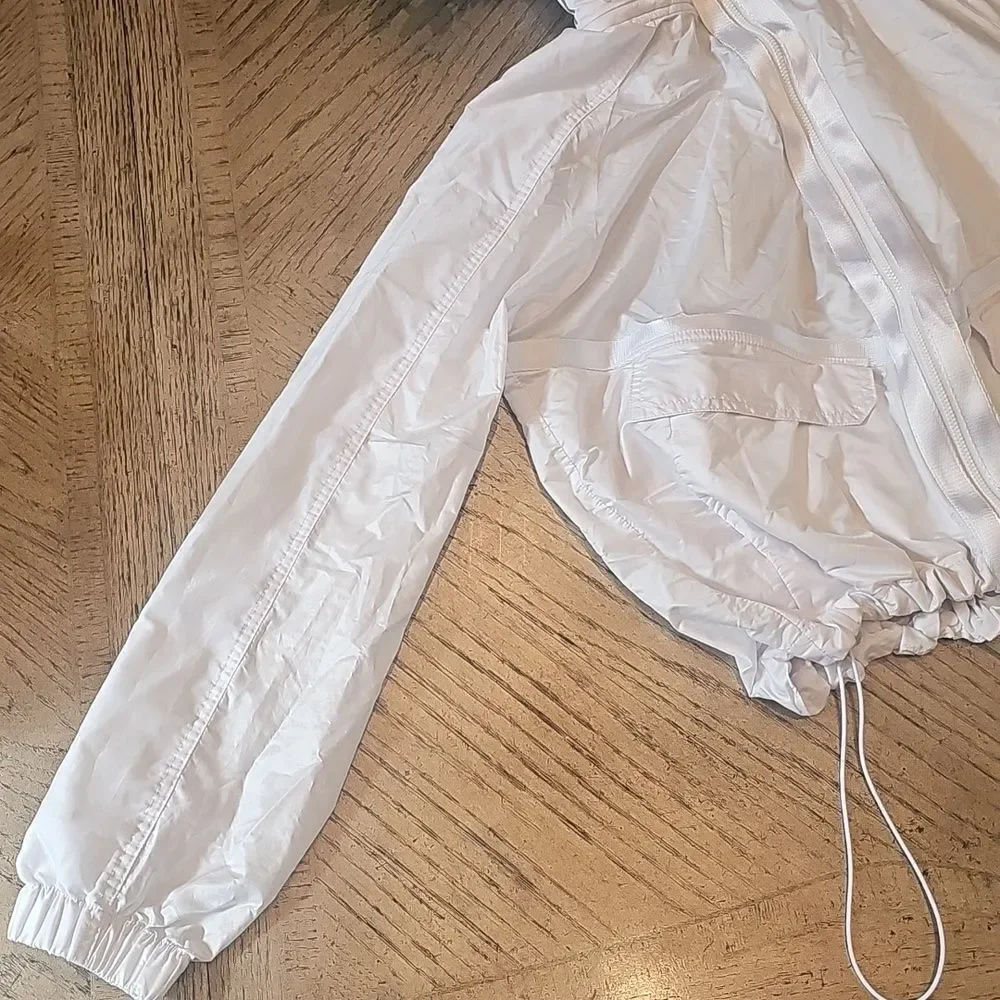 Jordan White Windbreaker Jacket Size M